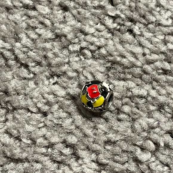 Pandora X Disney Mickey Charm - Picture 2 of 7